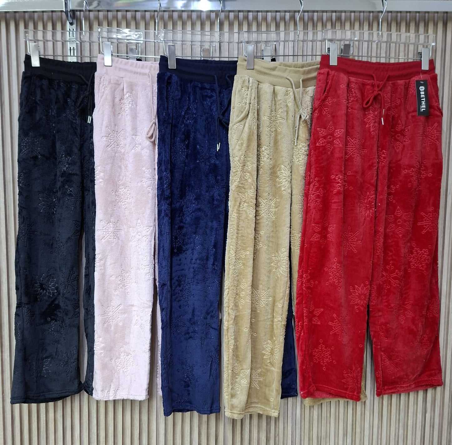 Pantalon Copo P95785 Talla Compartida S/M y G/XL Con jareta Ajustable Diseño De Copo De Nieve Ideal Para El Invierno