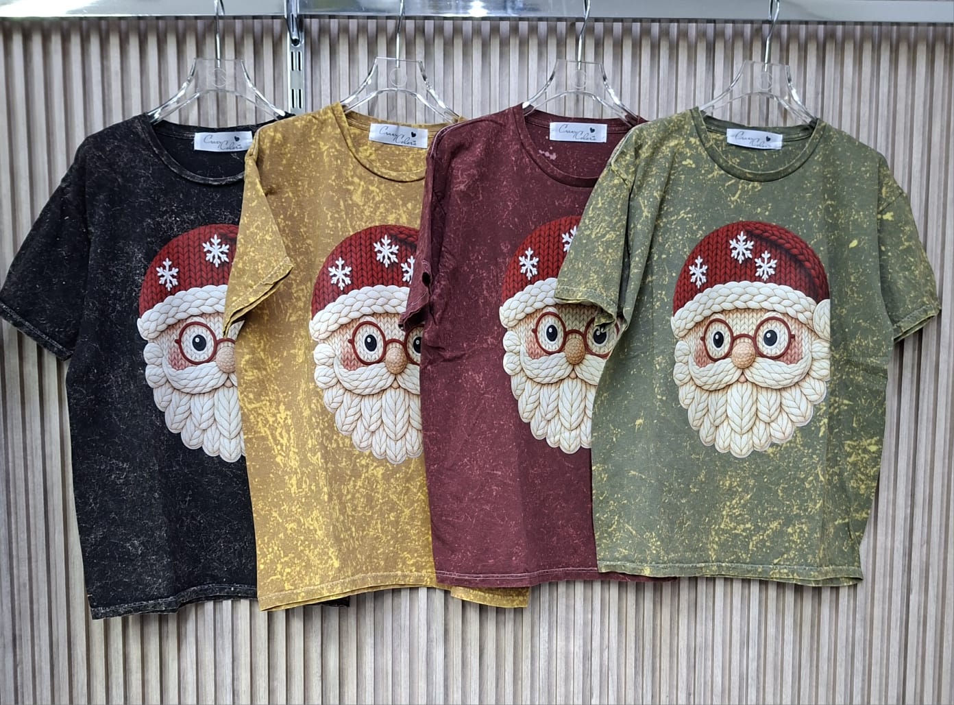 Blusa Algodon Cara De Santa. Con Espiritu Navideño, Encantador, Femenina, Para Un Look Festivo Y Casual.