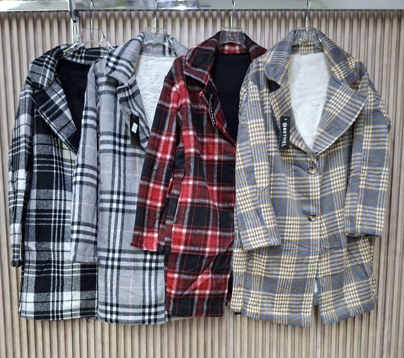 Abrigo Dinamarca JK1057Q Talla S M G y XL Para Petit Curvy Ideal Para Invierno Largo Con Botones Aborregado Con Bolsas Funcionales Viral Moda Mexicana Tendencia Casual Elegante Para El Dia Dia