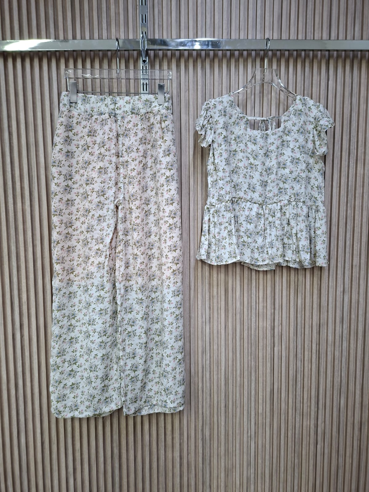 Set Margarita Olan. Modelo Comodo Y Ligero, Ideal Para La Temporada De Calor, De Tela Muy Fresca.