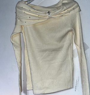 Blusa Paola Straple Con Detalles Perlitas Unitalla Para Petit y Curvy Ideal Para Usar En Diversas Formas