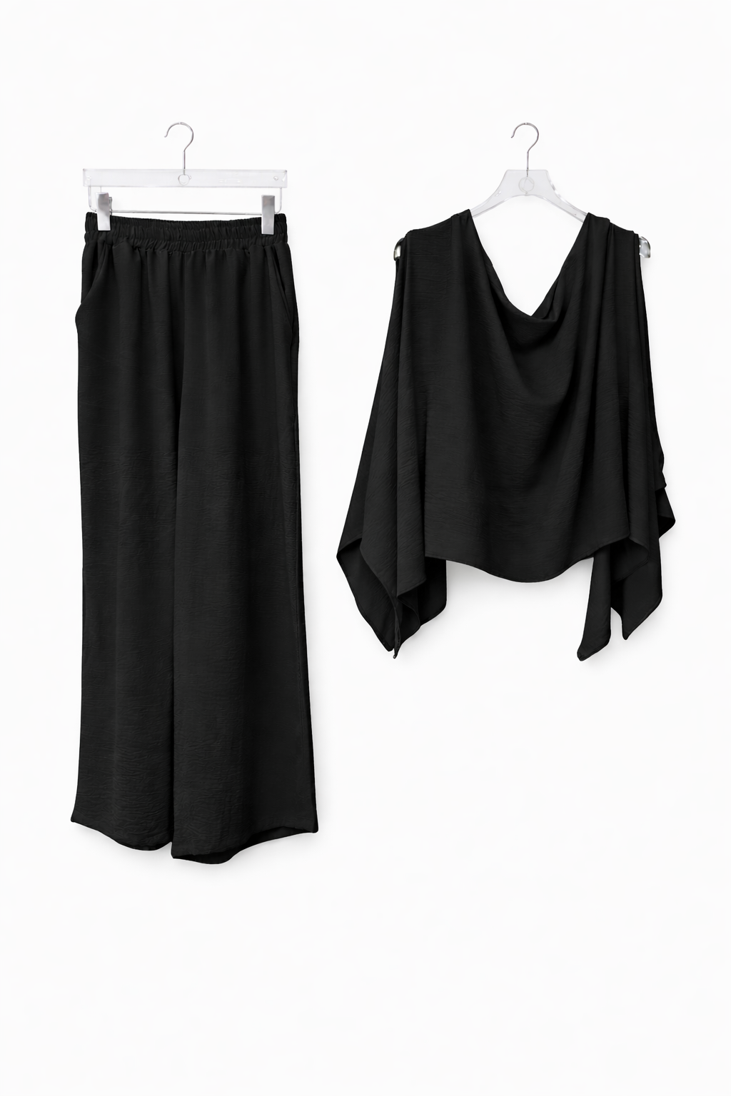 Set Sprint De 3 Piezas Oversize: Pantalón, Crop Top Y Capa.