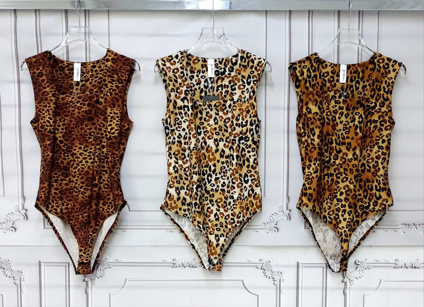 Body Kalania Animal Print Cuello Cuadrado Unitalla Licra Colombiana Adaptable al cuerpo petit y curvy