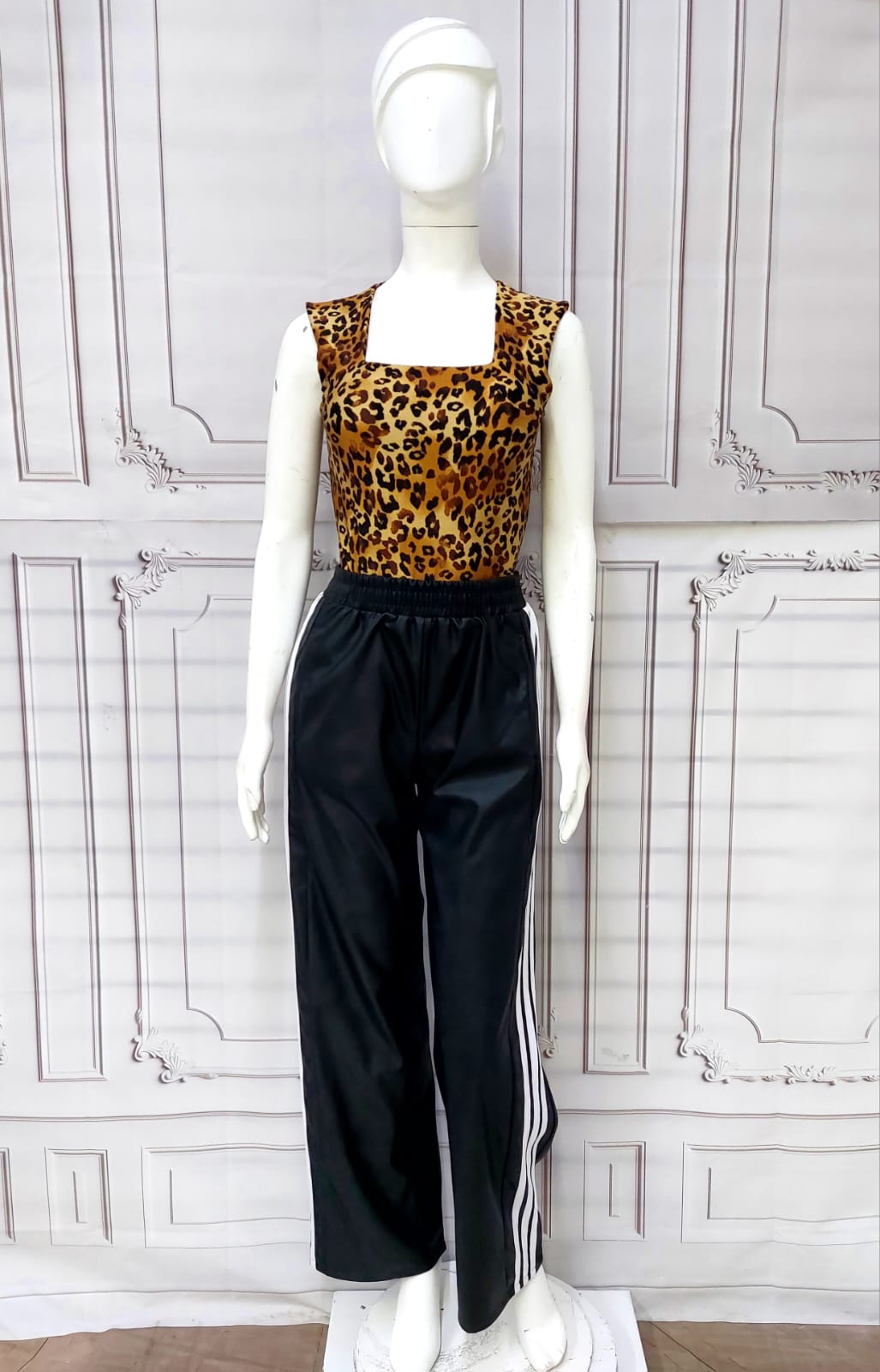 Body Kalania Animal Print Cuello Cuadrado Unitalla Licra Colombiana Adaptable al cuerpo petit y curvy