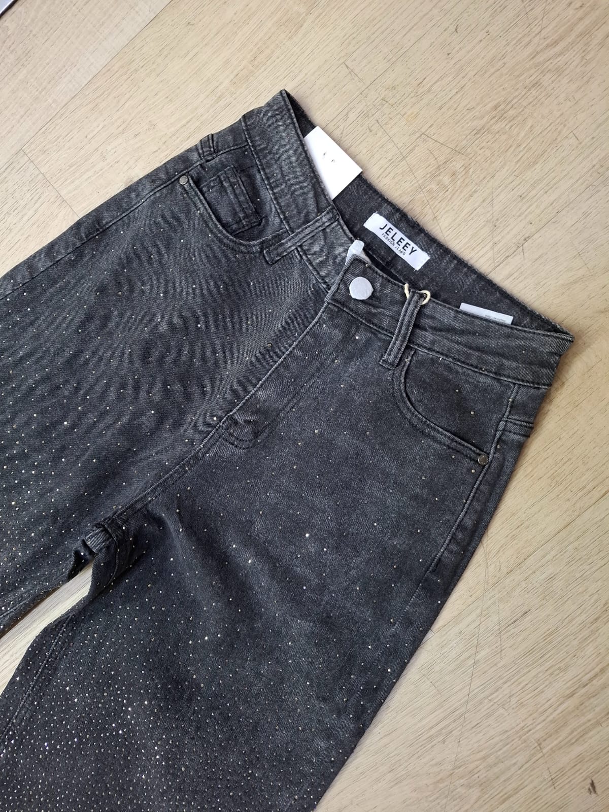 Pantalon T7056 Brillos Talla 5-15 Mezclilla Oscura Con Brillos En La Parte De Enfrente Corte Recto Para Petit y Curvy Moda Femenina Mexicana Tendencia Casual Para El Dia a Dia Viral