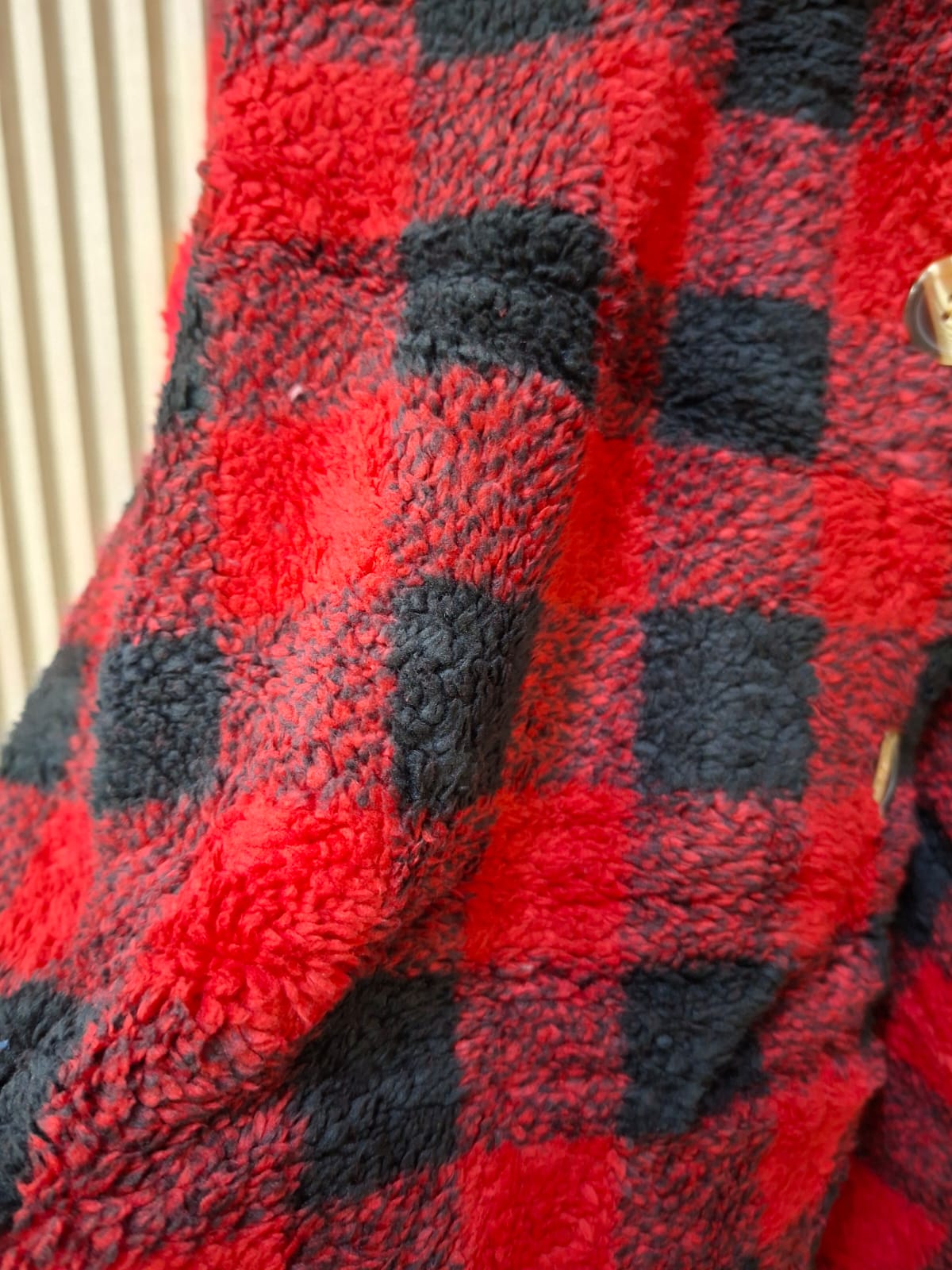 Camisola Nordic JK1078H Talla Compartida S/M y G/XL Teddy Con Botones Carey Ideal Para El Invierno Para Petit y Curvy Tendencia Viral Moda Femenina Con Bolsas Funcionales Casual Otoñal Invierno