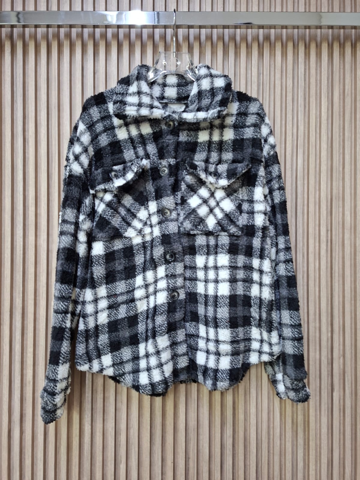 Camisola Nordic JK1078H Talla Compartida S/M y G/XL Teddy Con Botones Carey Ideal Para El Invierno Para Petit y Curvy Tendencia Viral Moda Femenina Con Bolsas Funcionales Casual Otoñal Invierno