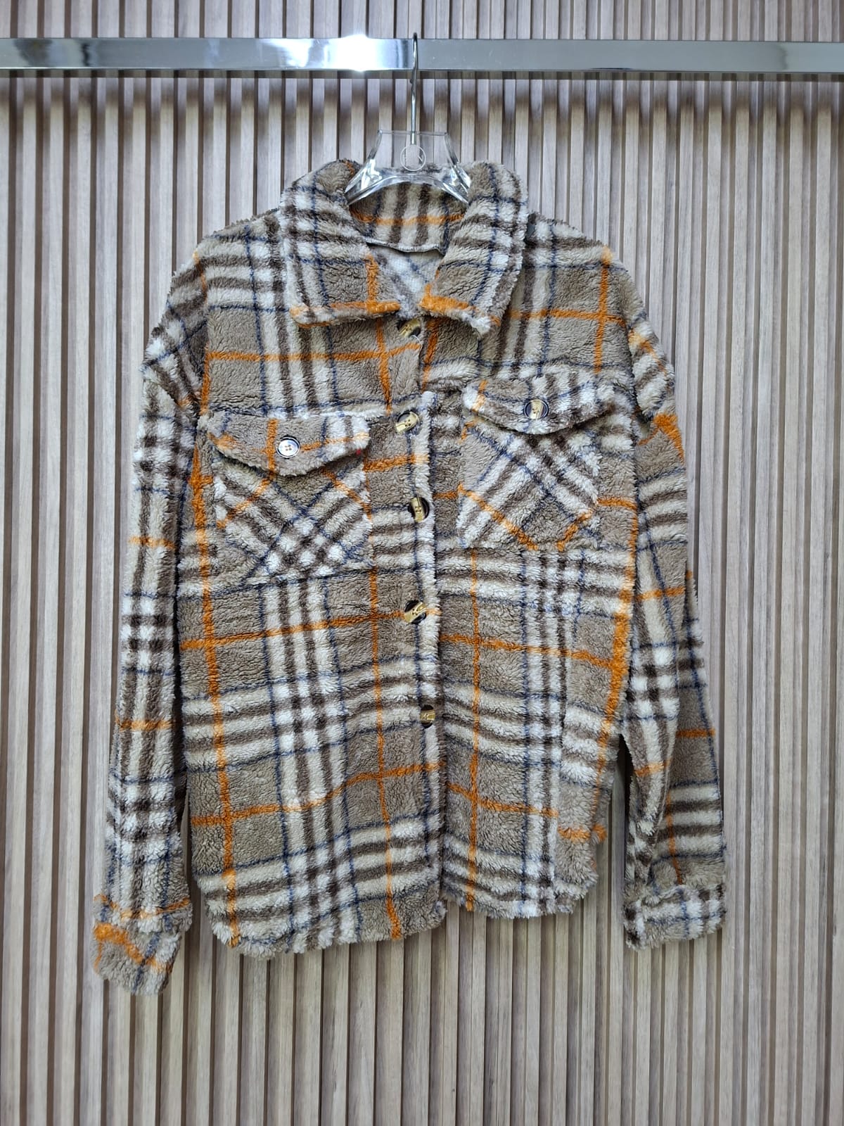 Camisola Nordic JK1078H Talla Compartida S/M y G/XL Teddy Con Botones Carey Ideal Para El Invierno Para Petit y Curvy Tendencia Viral Moda Femenina Con Bolsas Funcionales Casual Otoñal Invierno