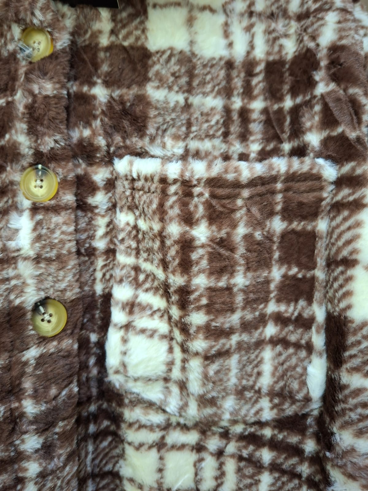 Chamarra Amber JK2137Q Teddy Con Borrego Talla S/M y G/XL Suave Con Bolsas Funcionales y Botones Carey Ideal Para invierno Con Gorra Petit Curvy Casual Moda Viral Tendencia Cuadros Calientita