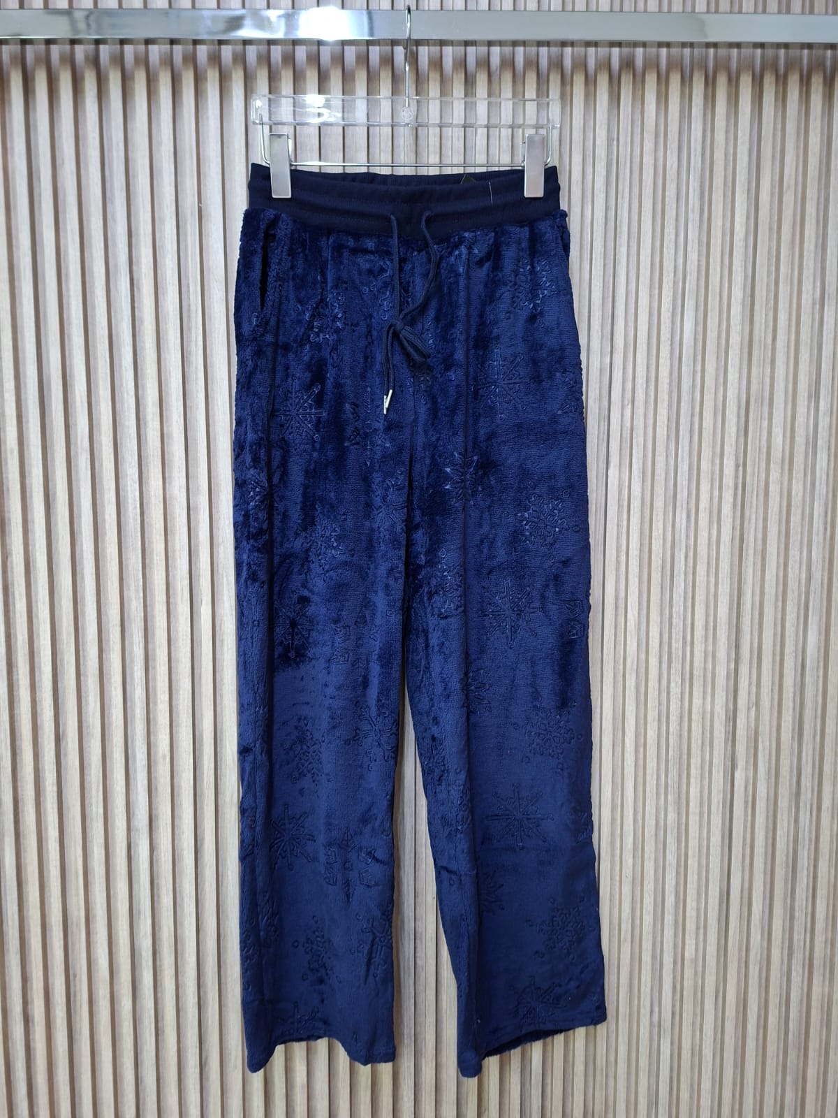 Pantalon Copo P95785 Talla Compartida S/M y G/XL Con jareta Ajustable Diseño De Copo De Nieve Ideal Para El Invierno