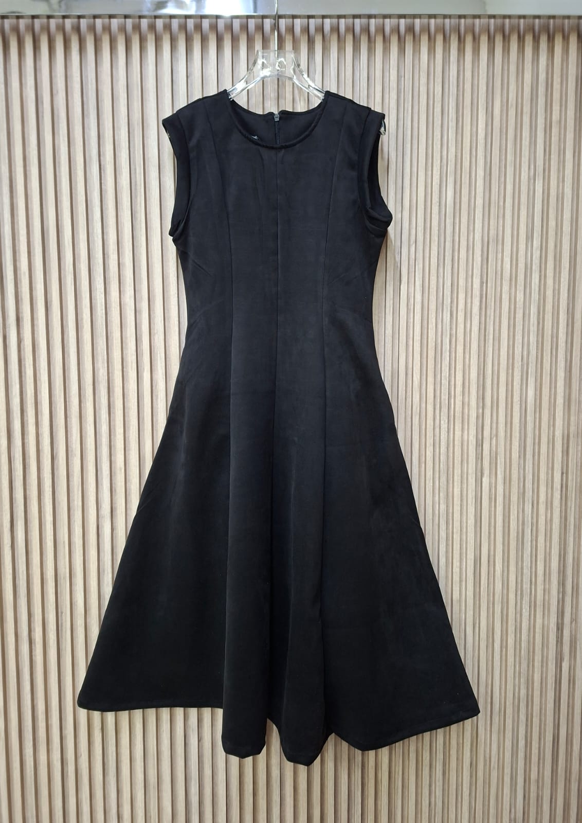 Vestido Senit Gamuza Talla Compartida S/M y M/G Ideal Para El Otoño Sin Mangas Largo Corte A Con Cierre Invisible Para Petit Curvy Moda Tendencia Femenina Viral Con Bolsas Funcionales