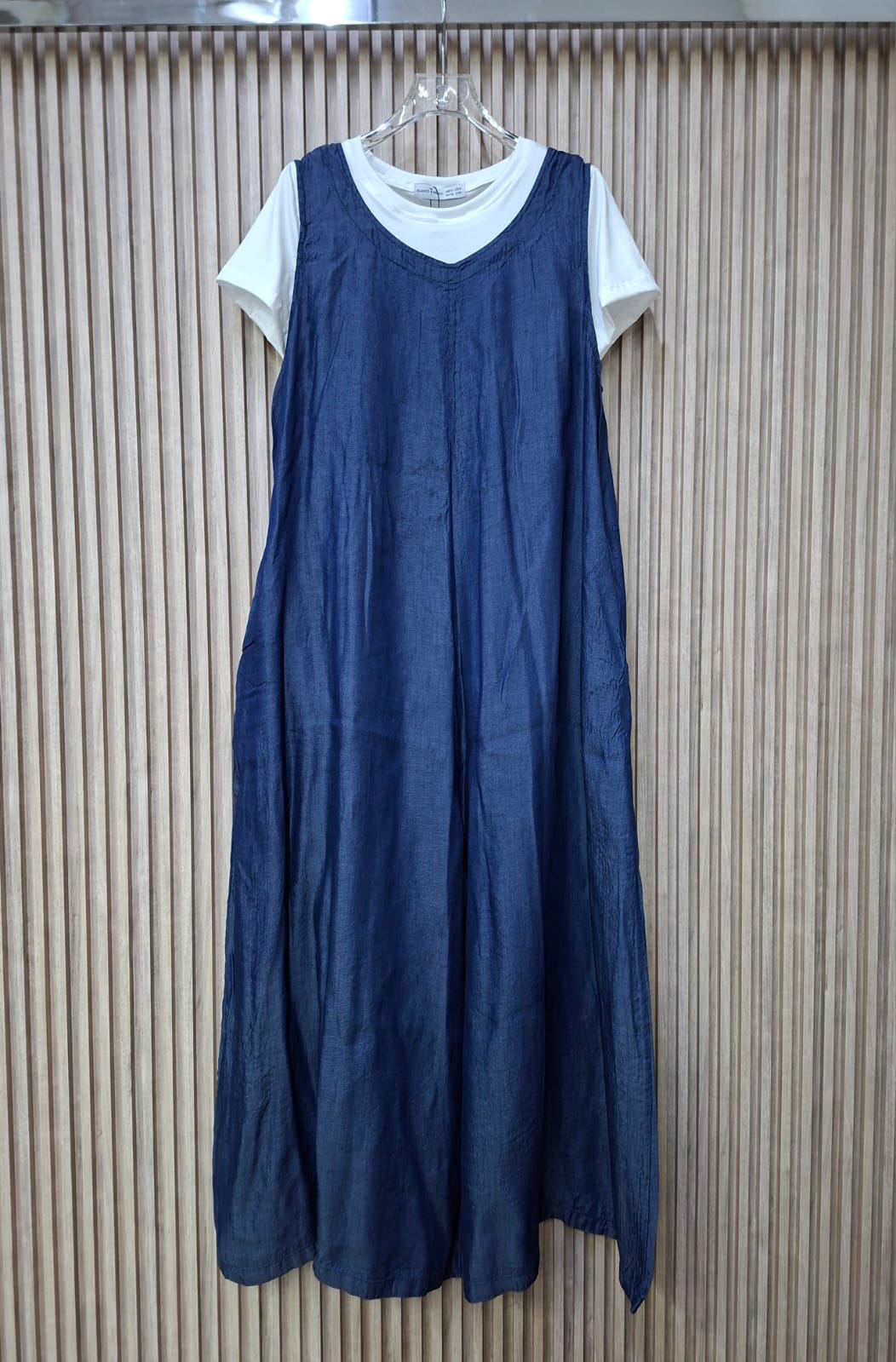 Palazzo Andrea Denim Oscuro Talla SM y  ML Tirante Grueso y Bolsas a Los Costados Con Camiseta Blanca Incluida Casual Para Petit  y Curvy Moda Mexicana Para El Dia Dia