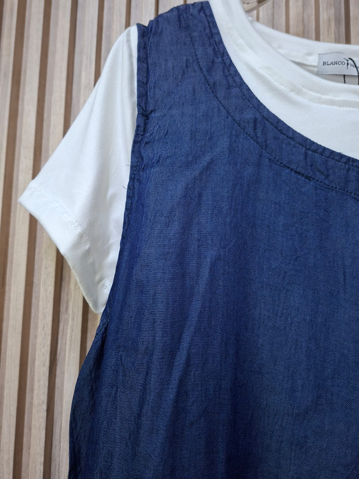 Palazzo Andrea Denim Oscuro Talla SM y  ML Tirante Grueso y Bolsas a Los Costados Con Camiseta Blanca Incluida Casual Para Petit  y Curvy Moda Mexicana Para El Dia Dia