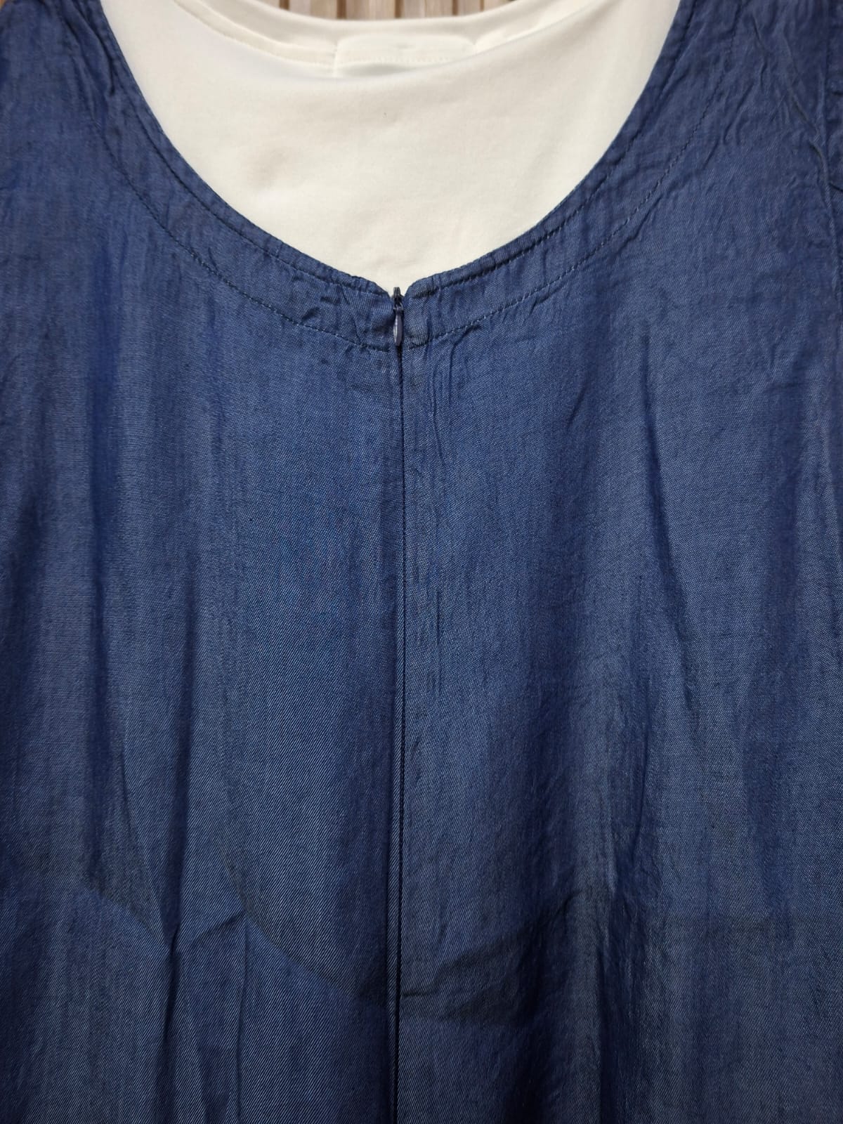 Palazzo Andrea Denim Oscuro Talla SM y  ML Tirante Grueso y Bolsas a Los Costados Con Camiseta Blanca Incluida Casual Para Petit  y Curvy Moda Mexicana Para El Dia Dia