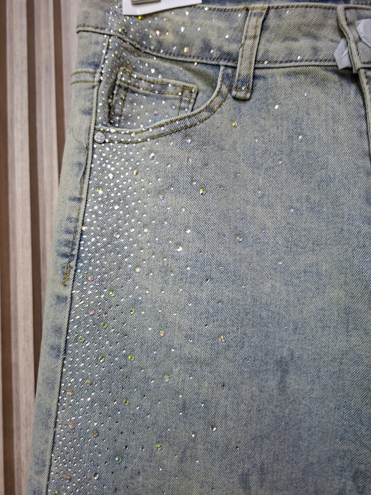 Pantalon T7088 Mezclilla Clara 5-15 Con Brillos En La Parte De Enfrente Deslavado Con Bolsas Funcionales Petit Curvy Casual Para Uso Diario Moda Femenina Tendencia Viral