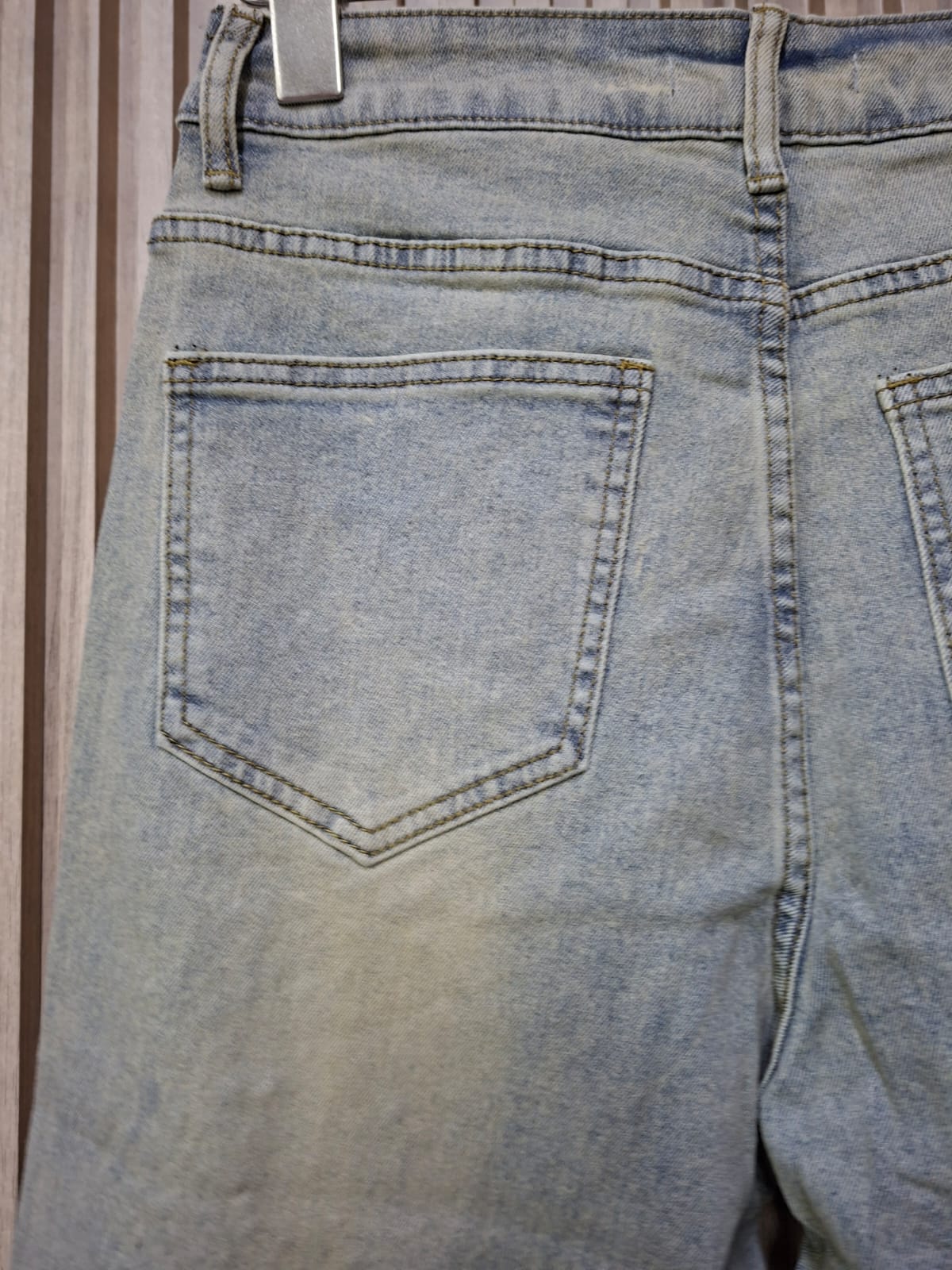 Pantalon T7088 Mezclilla Clara 5-15 Con Brillos En La Parte De Enfrente Deslavado Con Bolsas Funcionales Petit Curvy Casual Para Uso Diario Moda Femenina Tendencia Viral