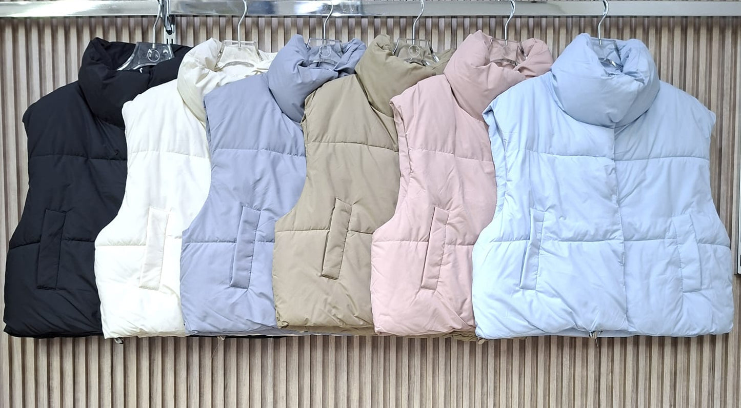 Chaleco Puffy Acolchado Stormy J0092 Con Bolsas Funcionales Detalles En toda Chamarra Cómoda y Versátil  Perfecta Para El Día Día  Talla S , M y L  Para Esta Temporada Moda Femenina Viral Petit Curvy