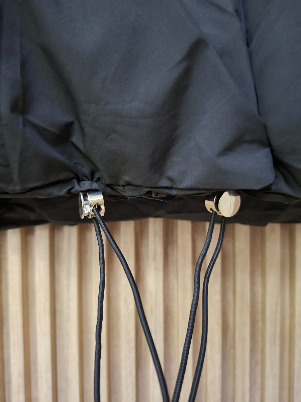 Chaleco Puffy Acolchado Stormy J0092 Con Bolsas Funcionales Detalles En toda Chamarra Cómoda y Versátil  Perfecta Para El Día Día  Talla S , M y L  Para Esta Temporada Moda Femenina Viral Petit Curvy