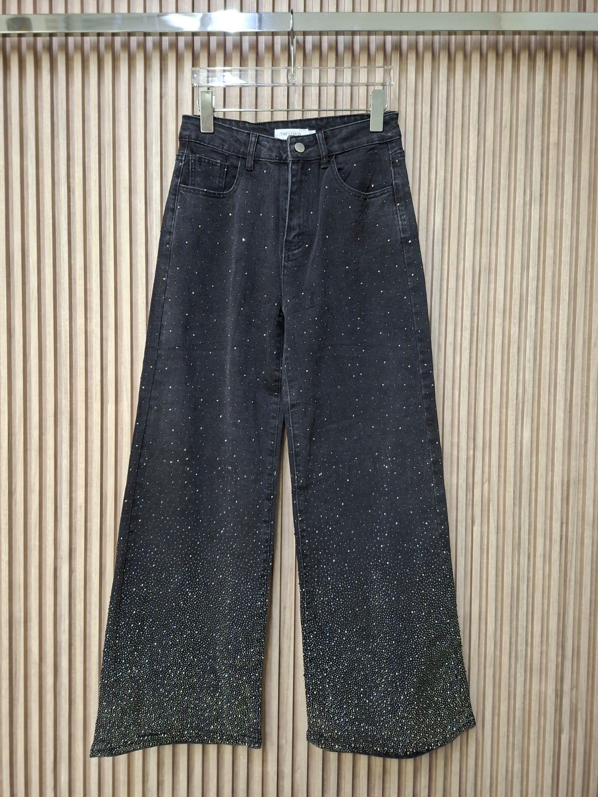 Pantalon LM1076 S M y G Con Brillos Enfrente y Atras Denim Ideal Para Petit y Curvy Casual Corte Recto  Con Bolsas Funcionales Para Uso Diario Moda Femenina Mexicana