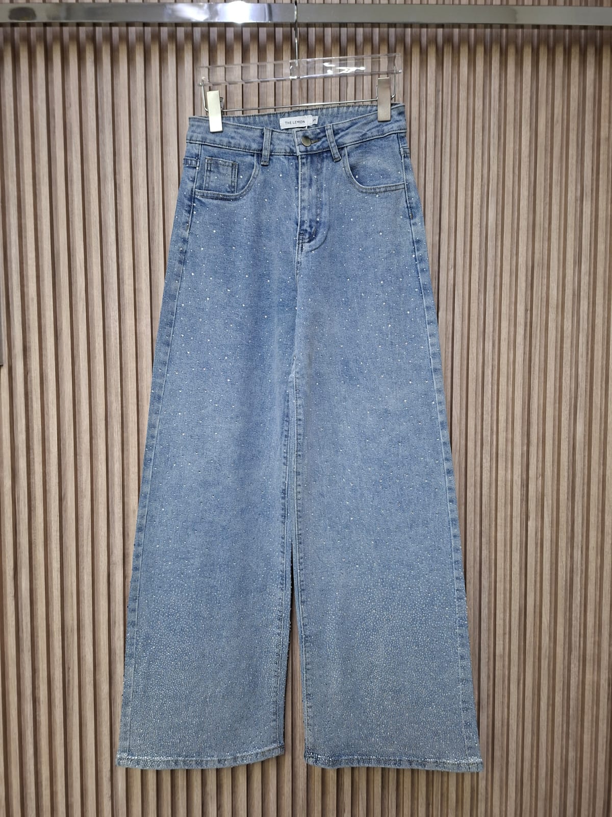 Pantalon LM1076 S M y G Con Brillos Enfrente y Atras Denim Ideal Para Petit y Curvy Casual Corte Recto  Con Bolsas Funcionales Para Uso Diario Moda Femenina Mexicana