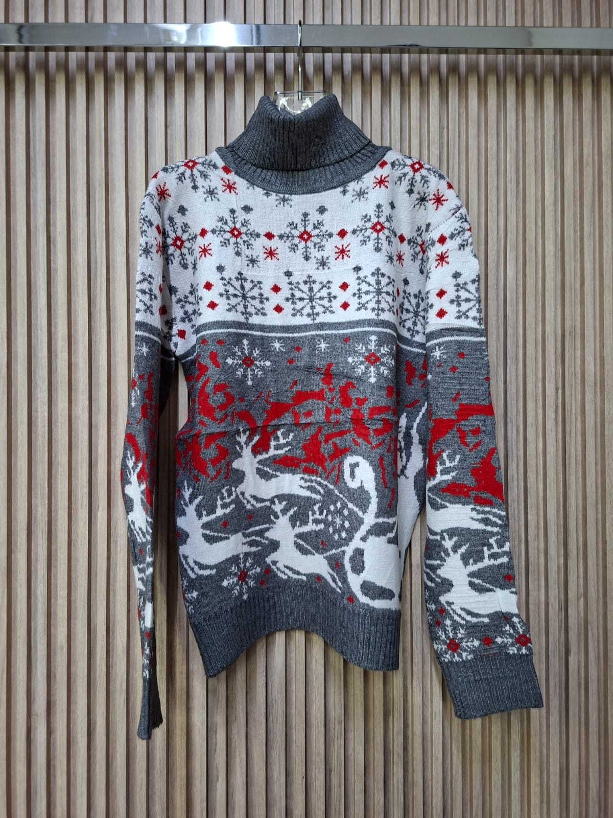 Suéter de Renos y Nieve ZM11718: Tu pase al Polo Norte. Calido, Para Uso En Temporada De Invierno, Comodo, Tejido Suave