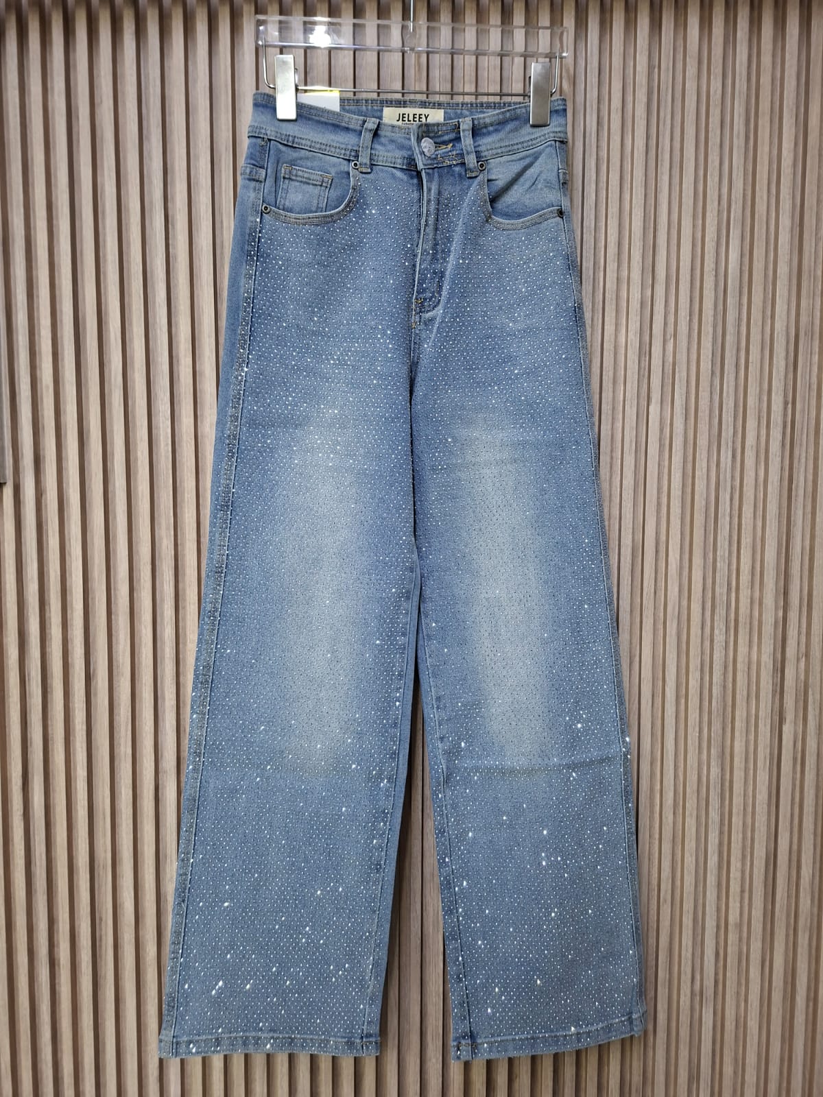 Pantalon Z4006 Denim Con Brillos Enfrente Mezclilla Clara Talla 5-15 Ideal Para Usar Del Diario Para Petit y Curvy Moda Femenina Tendencia Viral Casual Elegante