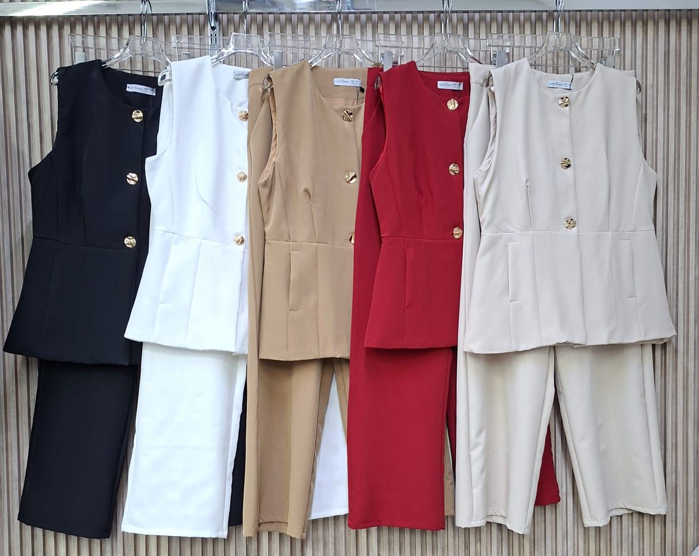 Set Andre. Modelo Ideal Para Lucir Bella, Elegante, Con Un Porte Sofisticado, Femenina y Versatil.