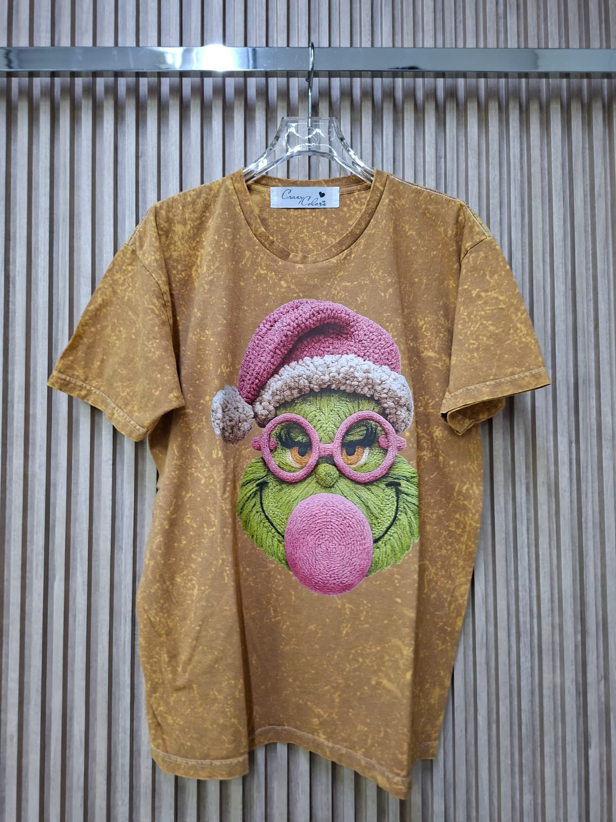 Blusa Bomba Sonrrisa Verde. Casual, De Tela Suave, Combinable, Femenino, Chic Con Aires Navideños.