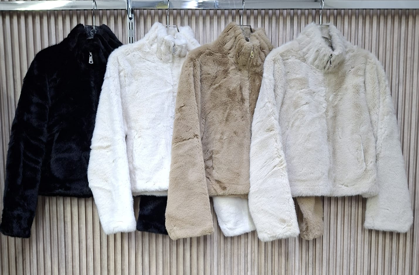 Chamarra M53959JA Teddy. Modelo Calido, Abrigadora, Moderna, Comodo, Casual Y Semiformal.