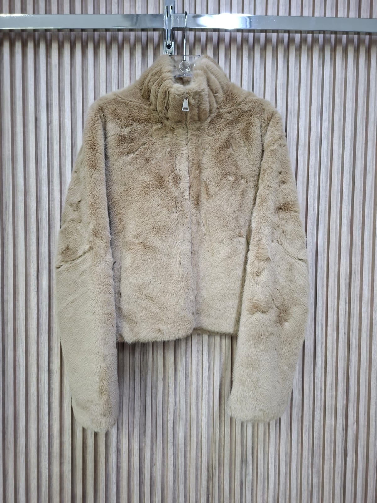 Chamarra M53959JA Teddy. Modelo Calido, Abrigadora, Moderna, Comodo, Casual Y Semiformal.