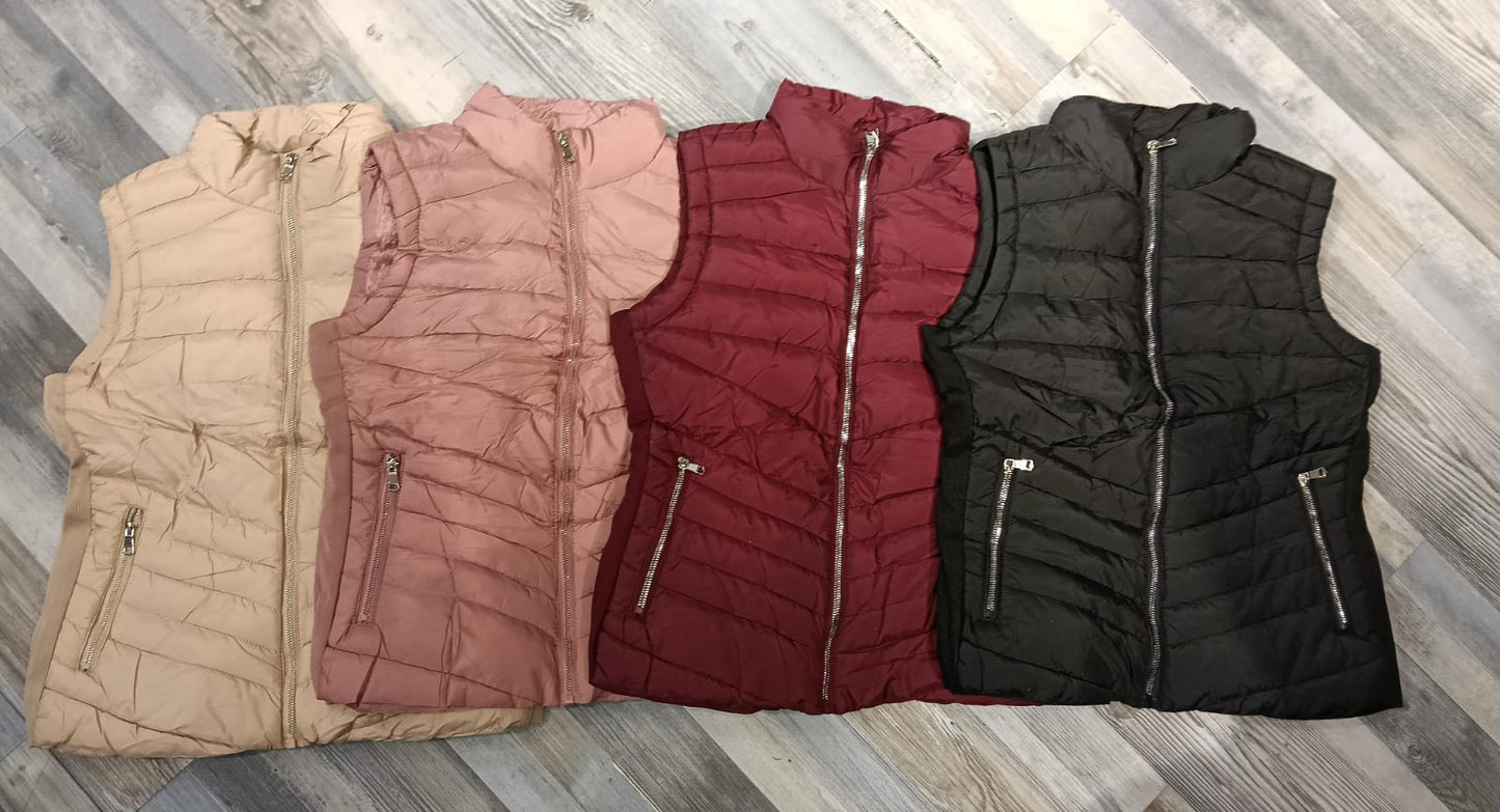 Chaleco LJ24933 Burdeos Puffer. Ideal Para Andar Comoda, Femenina, Calida, Combinable, Casual Y Chic.