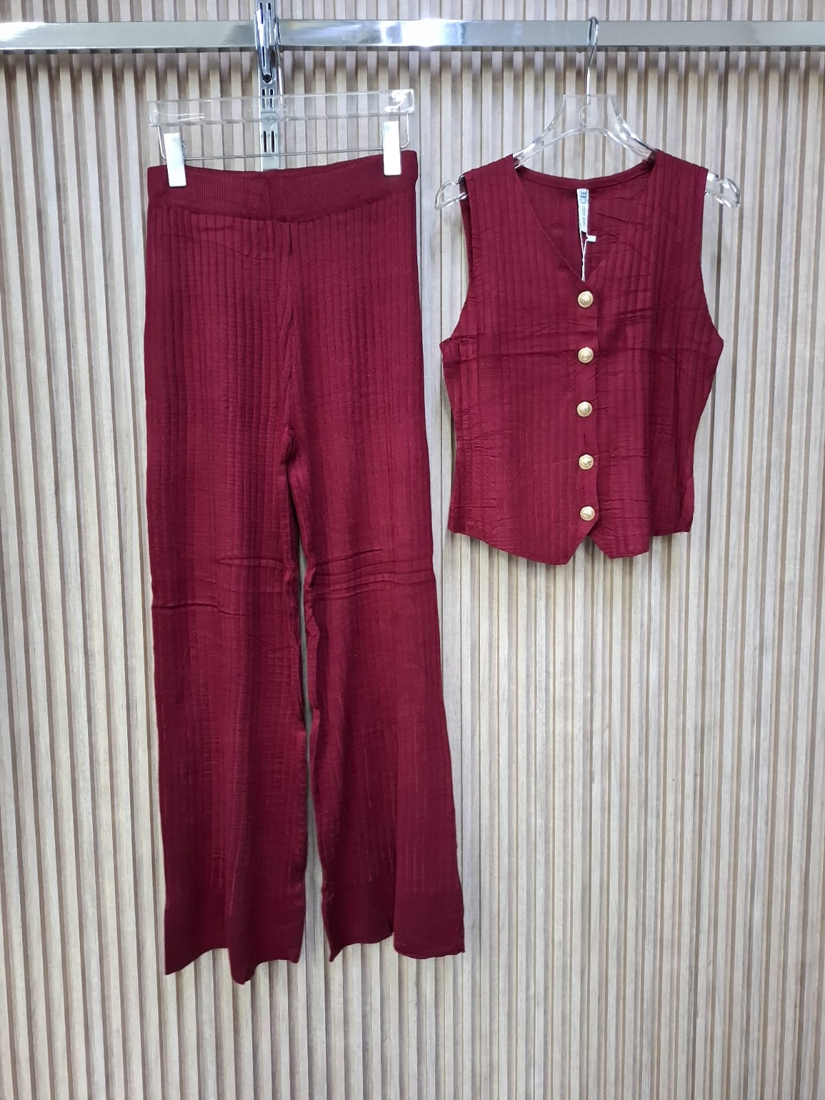 Set FF- 12367 Tejido Relax. Modelo De Lujo, Versatil Y Perfecto, Femenino, Comodo, De Punto Ligero Y Excelente Caida.