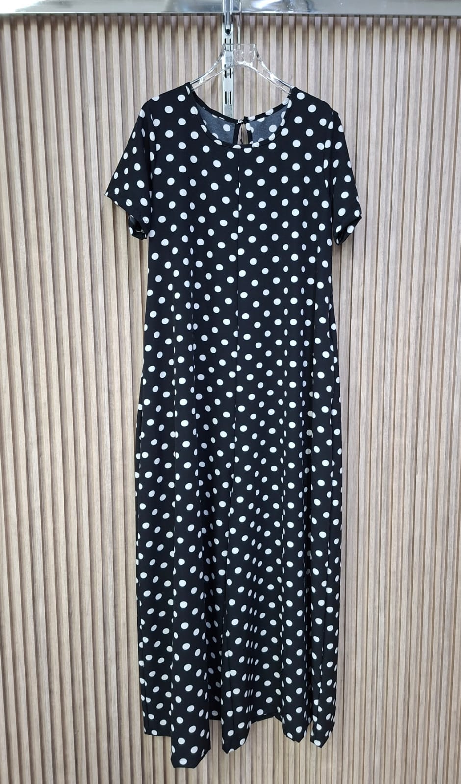 Boho Giverny Lunares. Modelo Comodo, Fresco, Casual, Femenino, Para Tallas Petit, Curvy, De Caida Suelta Y Fluida, Favorecedor, De Patas Anchas.