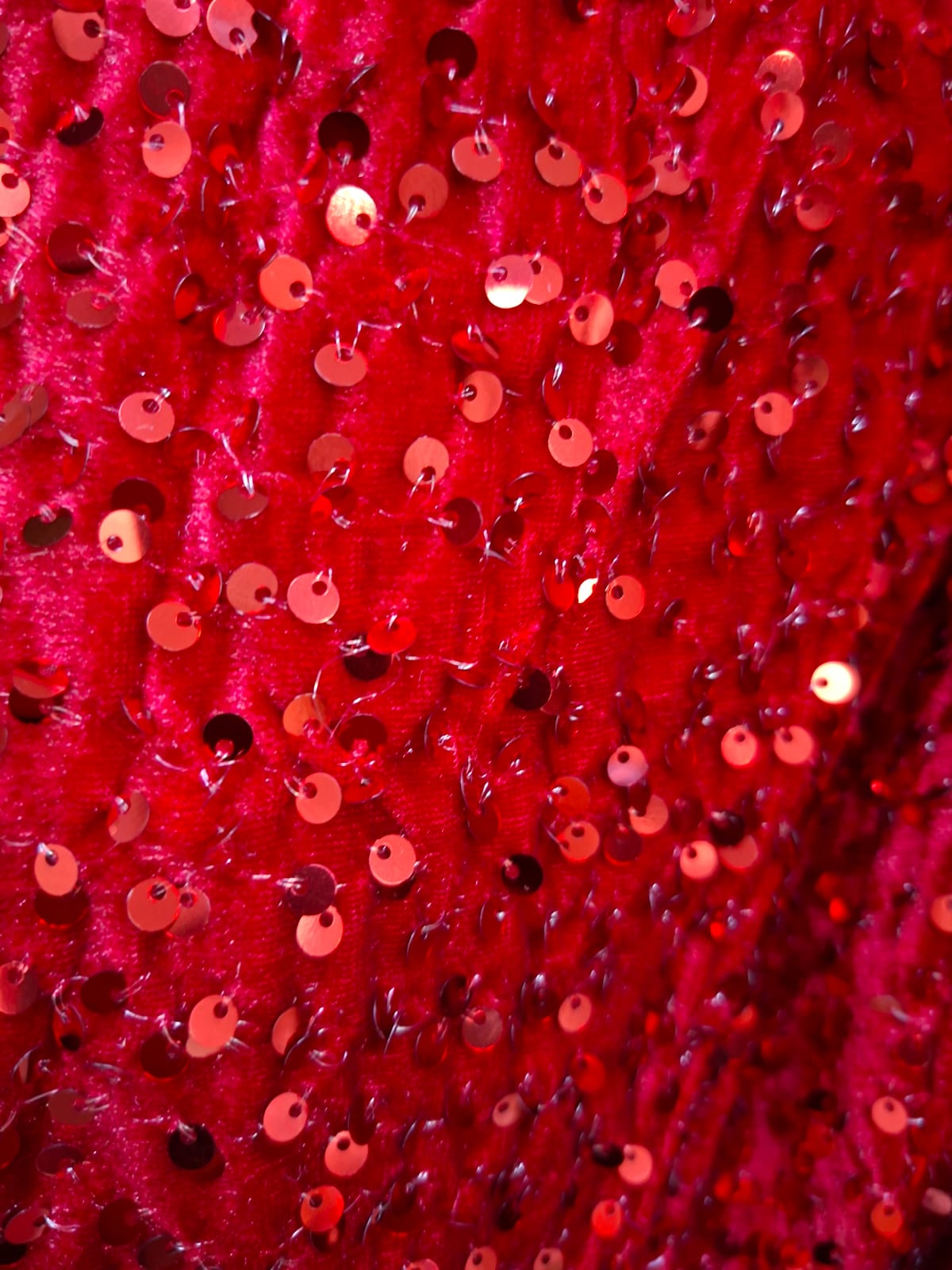 Vestido Lentejuelas ST24641 Daniela. Modelo Clasico Elegante, Con Un Toque Apasionado, Ideal Para Estas Fechas Decembrinas O Bien Para Cualquier Evento Especial.