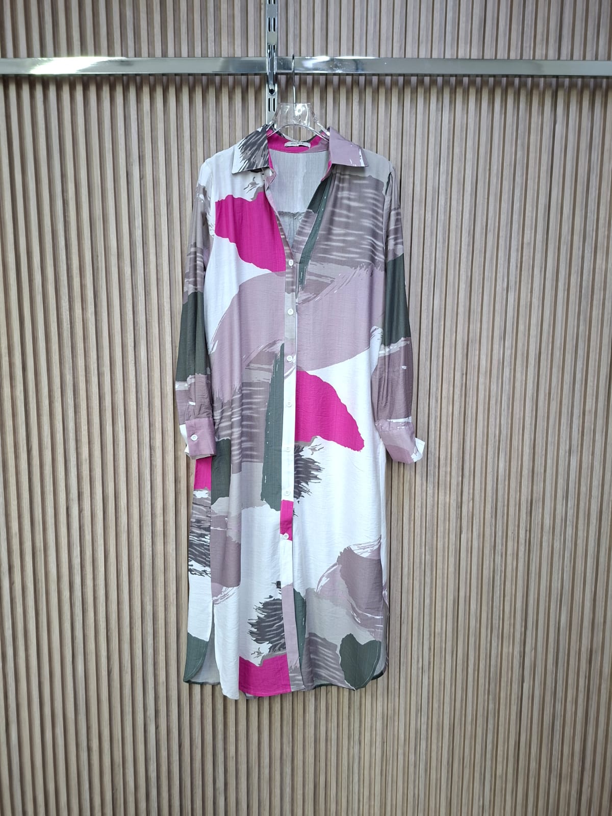 Camisero M5395DR Marfil. Fresco, Comodo, Para Uso Del Dia A Dia, Chic Y Versatil.