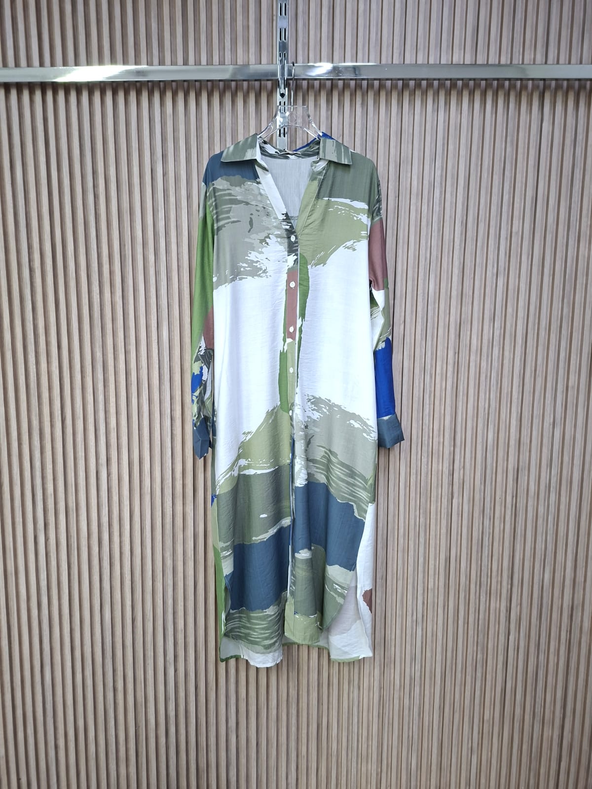 Camisero M5395DR Marfil. Fresco, Comodo, Para Uso Del Dia A Dia, Chic Y Versatil.