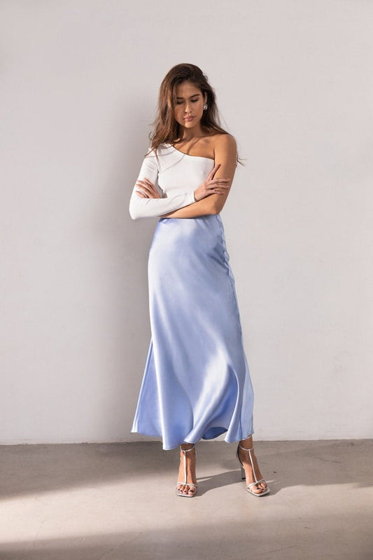 Falda Satin 54000S Vania. Super Comoda, Fresca, Te Permite Sentirte Libre, Ideal Para El Uso Del Dia A Dia, Te Incluye Cinturon.