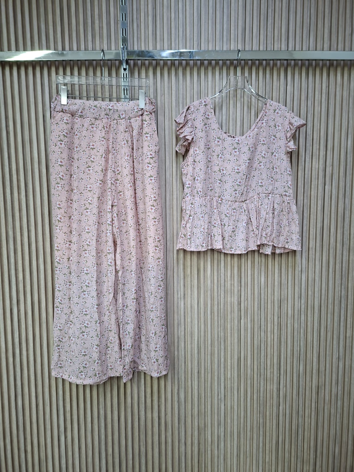 Set Margarita Olan. Modelo Comodo Y Ligero, Ideal Para La Temporada De Calor, De Tela Muy Fresca.