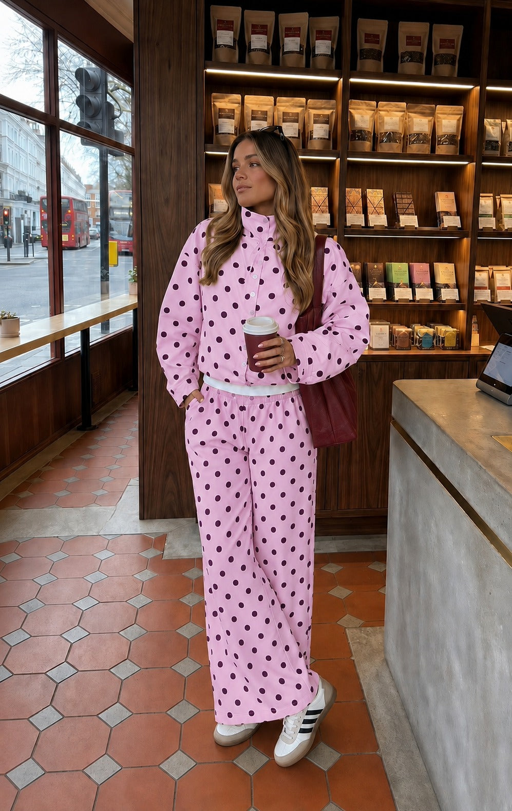 Set Polka Dots.