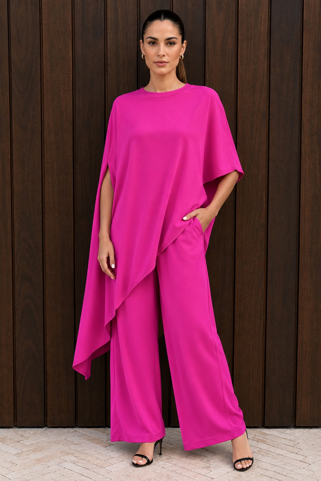 Set Fatima Con Blusa Capa Asimétrica.