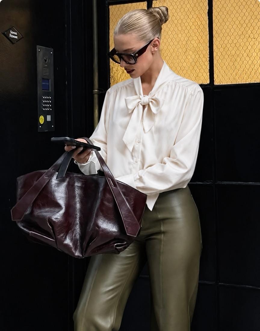 Blusa Corbata De Satin.