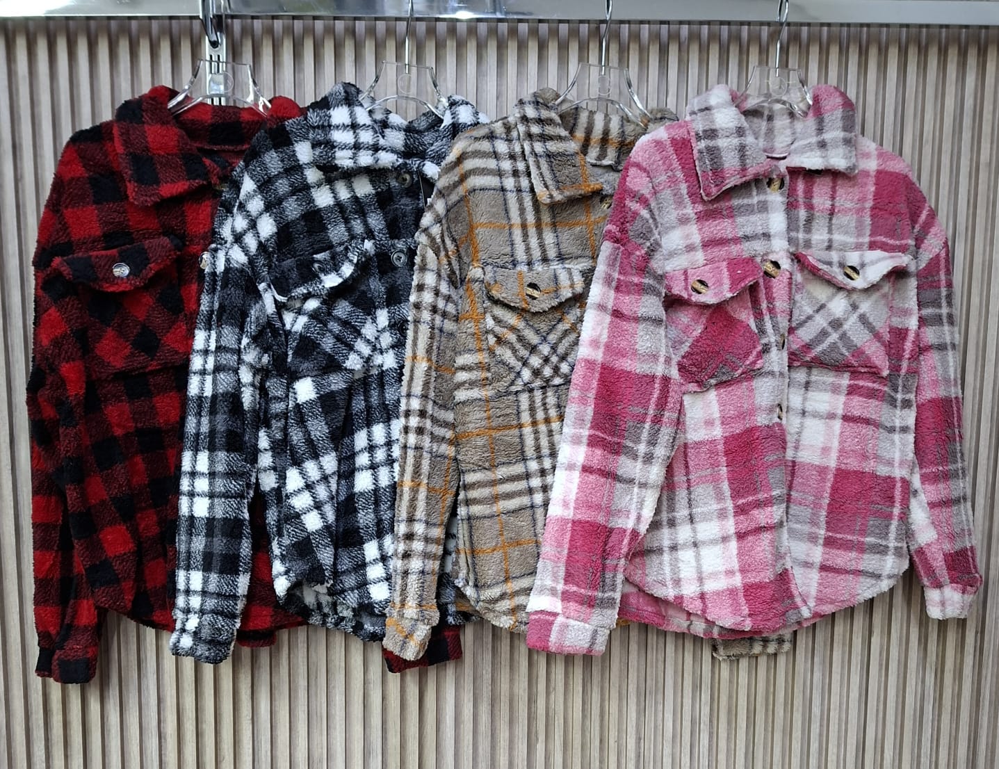 Camisola Nordic JK1078H Talla Compartida S/M y G/XL Teddy Con Botones Carey Ideal Para El Invierno Para Petit y Curvy Tendencia Viral Moda Femenina Con Bolsas Funcionales Casual Otoñal Invierno