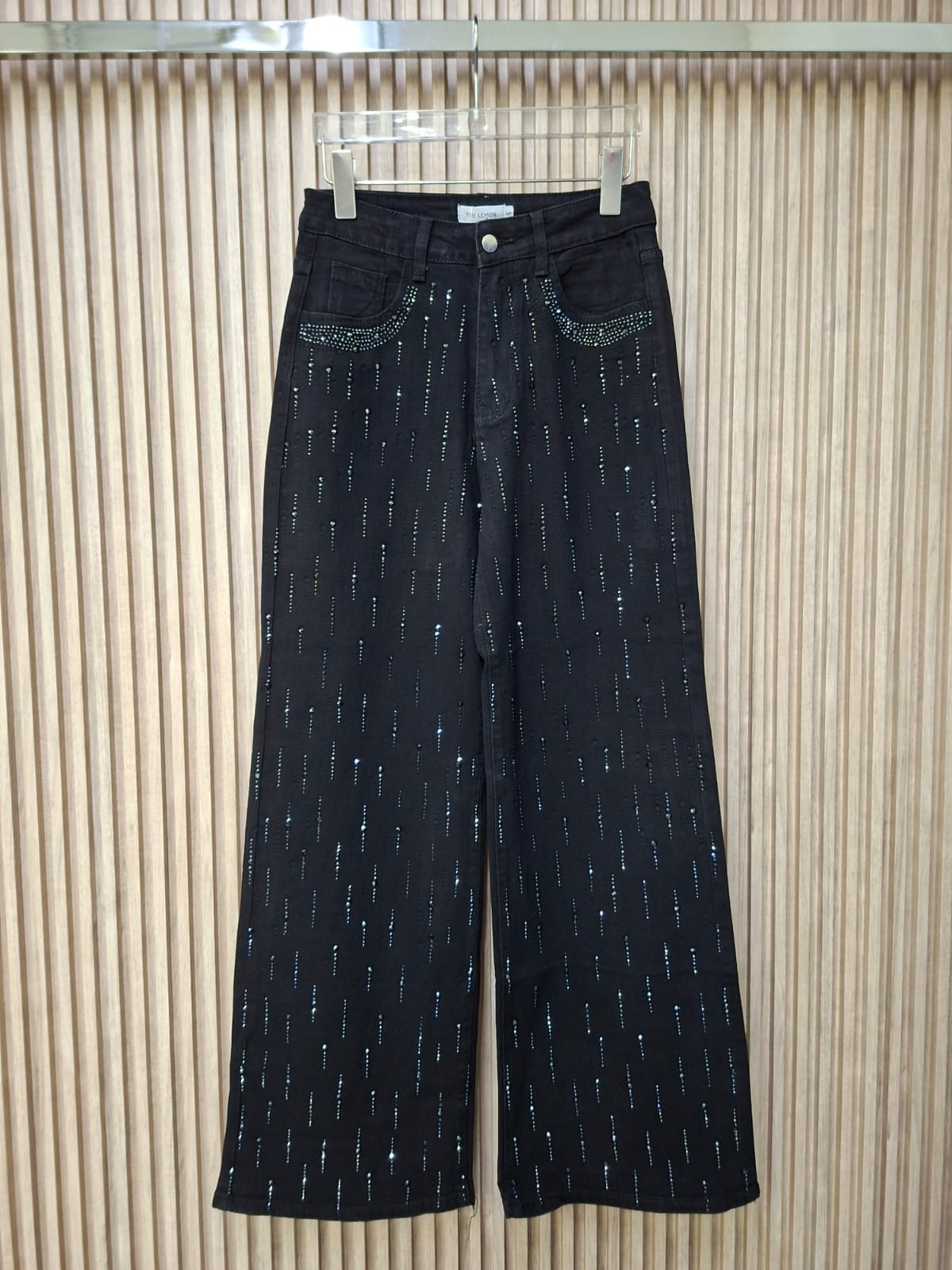 Pantalon LM1078 Talla S M y G En Mezclilla Clara Oscuro y Negro Con Brillos Enfrente Para Mujer Moda Femenina Viral Tendencia Corte Recto