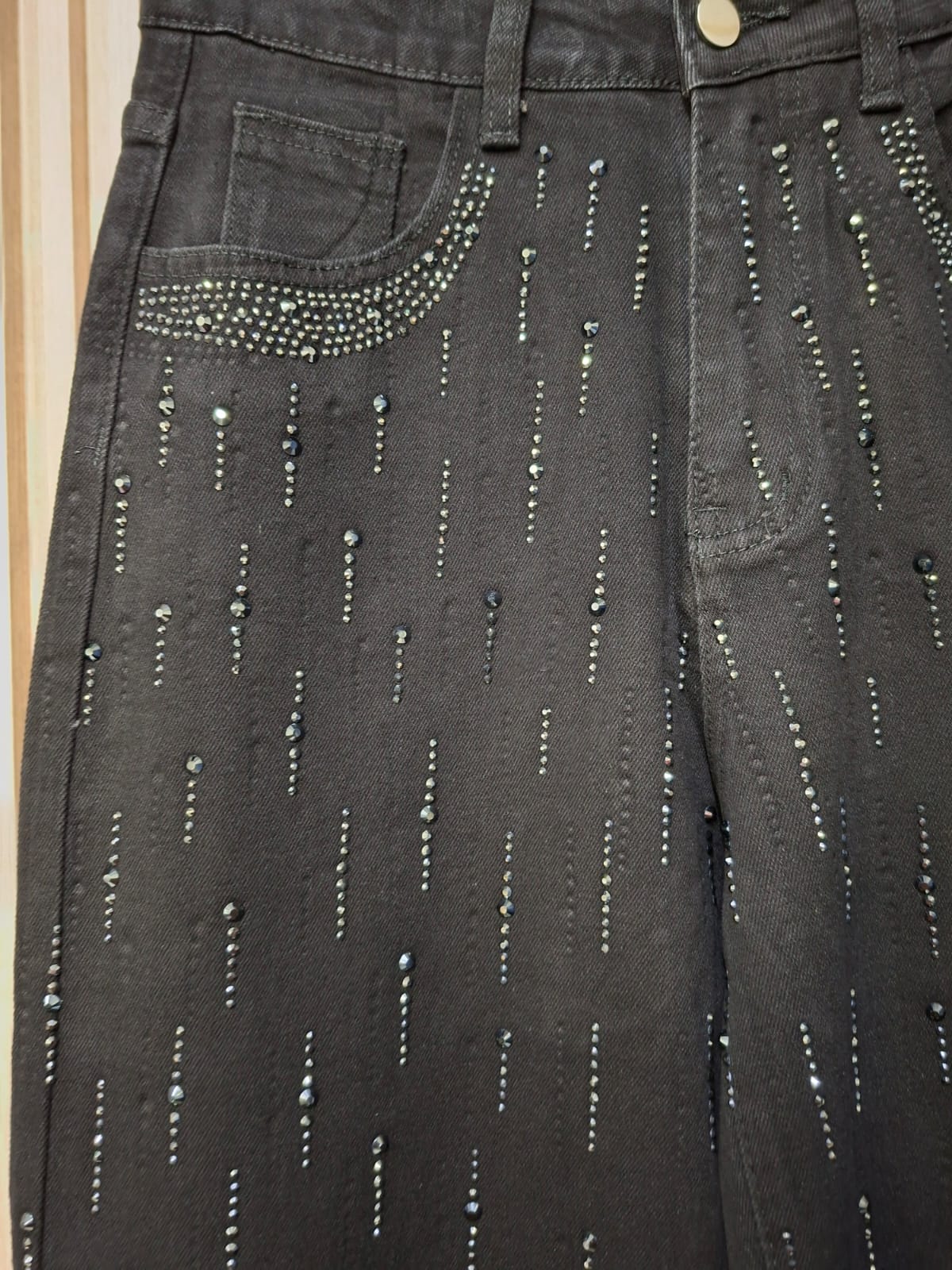 Pantalon LM1078 Talla S M y G En Mezclilla Clara Oscuro y Negro Con Brillos Enfrente Para Mujer Moda Femenina Viral Tendencia Corte Recto