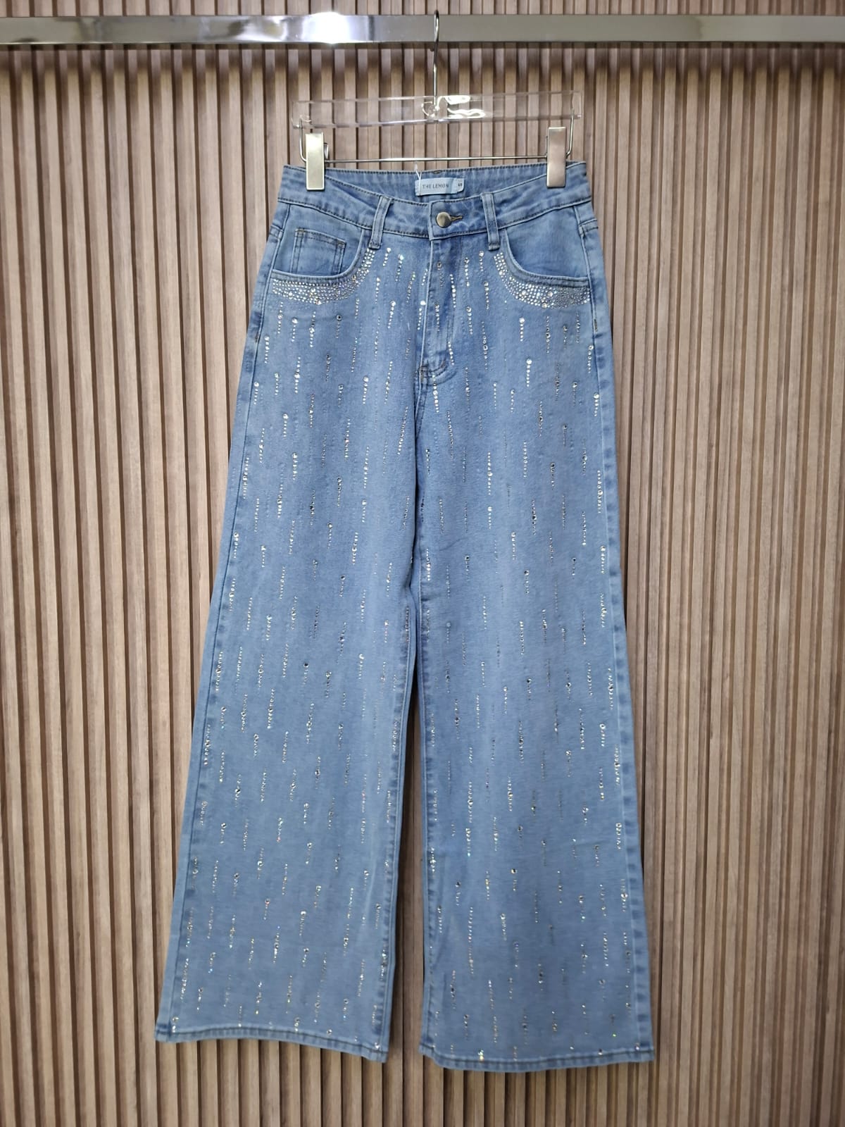 Pantalon LM1078 Talla S M y G En Mezclilla Clara Oscuro y Negro Con Brillos Enfrente Para Mujer Moda Femenina Viral Tendencia Corte Recto