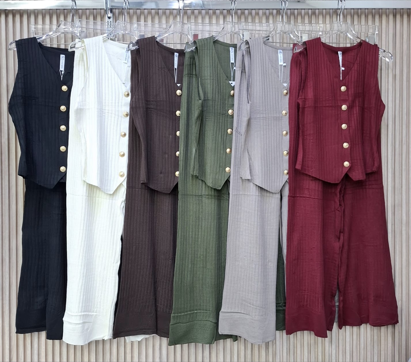 Set FF- 12367 Tejido Relax. Modelo De Lujo, Versatil Y Perfecto, Femenino, Comodo, De Punto Ligero Y Excelente Caida.