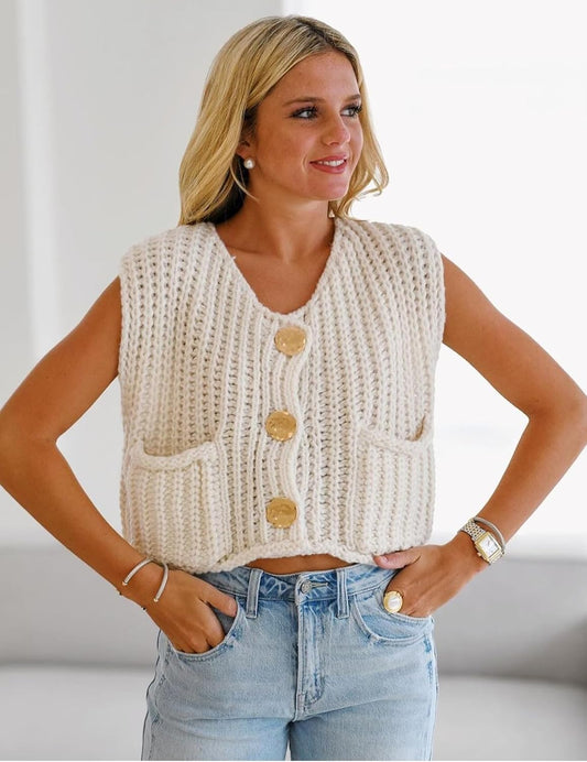 Chaleco FF-12523 De Punto Trenzado. Pieza Clave Para Dar Un Toque Sofisticado Y Chic, Con Diseño Combinable y Elegante.