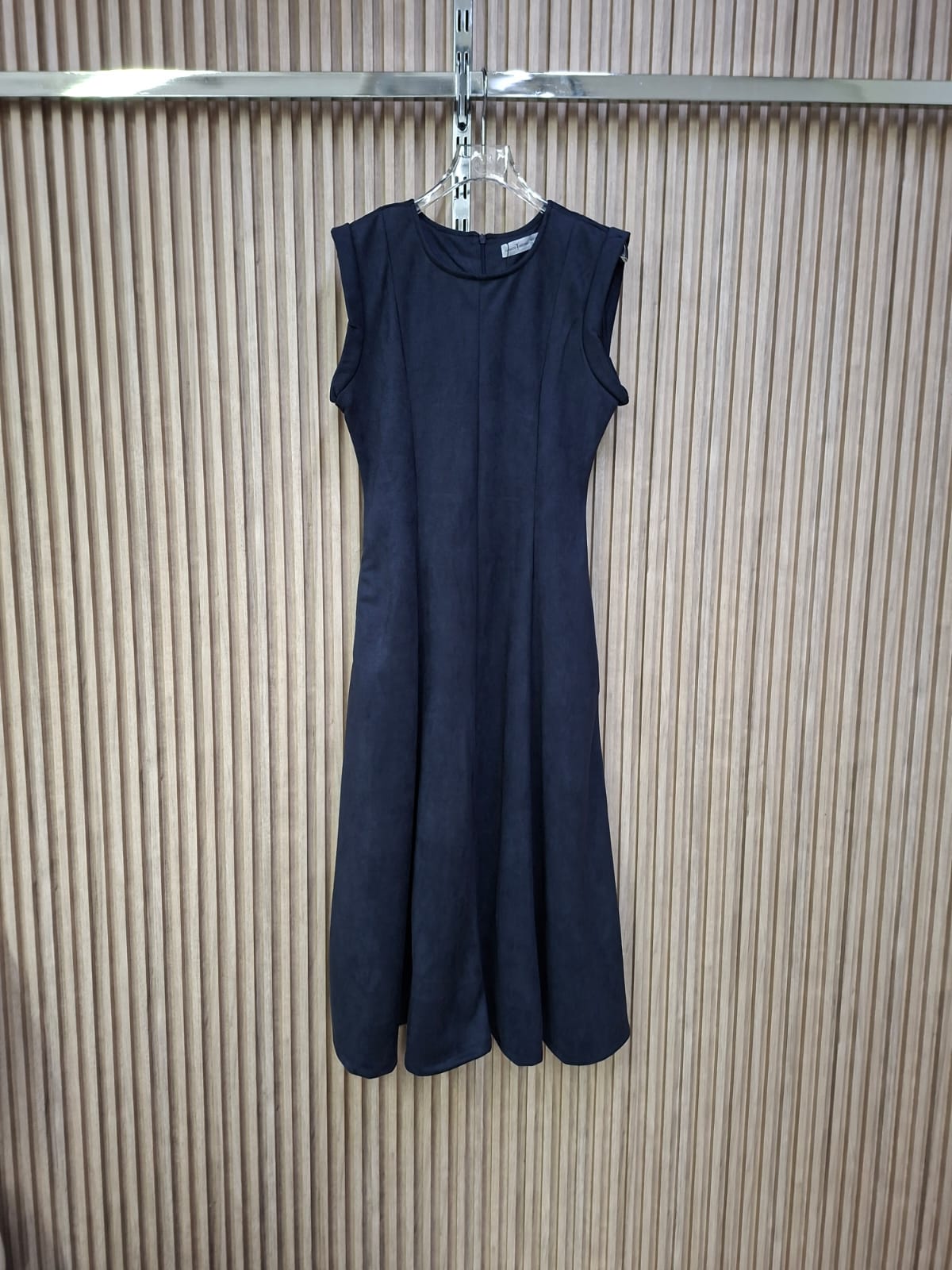 Vestido Senit Gamuza Talla Compartida S/M y M/G Ideal Para El Otoño Sin Mangas Largo Corte A Con Cierre Invisible Para Petit Curvy Moda Tendencia Femenina Viral Con Bolsas Funcionales