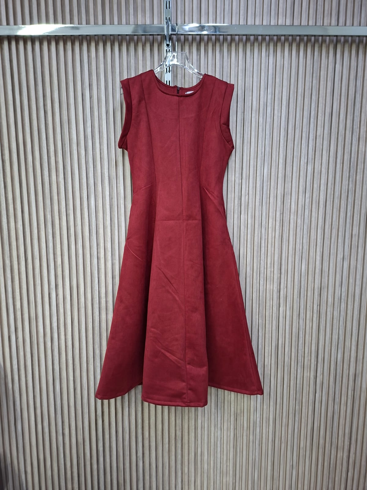 Vestido Senit Gamuza Talla Compartida S/M y M/G Ideal Para El Otoño Sin Mangas Largo Corte A Con Cierre Invisible Para Petit Curvy Moda Tendencia Femenina Viral Con Bolsas Funcionales