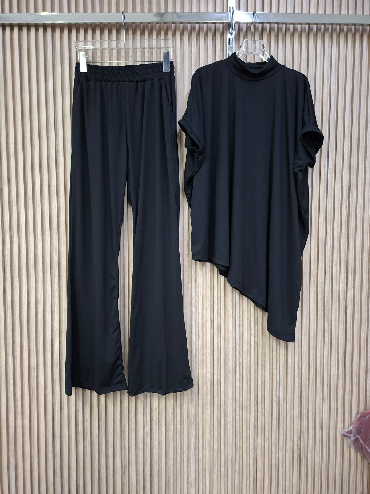 Set Amelia Brush. Modelo Comodo, Fresco, Casual, Para Uso Del Dia  A Dia, De Tela Suave, Para Tallas Curvy, Super Femenino.